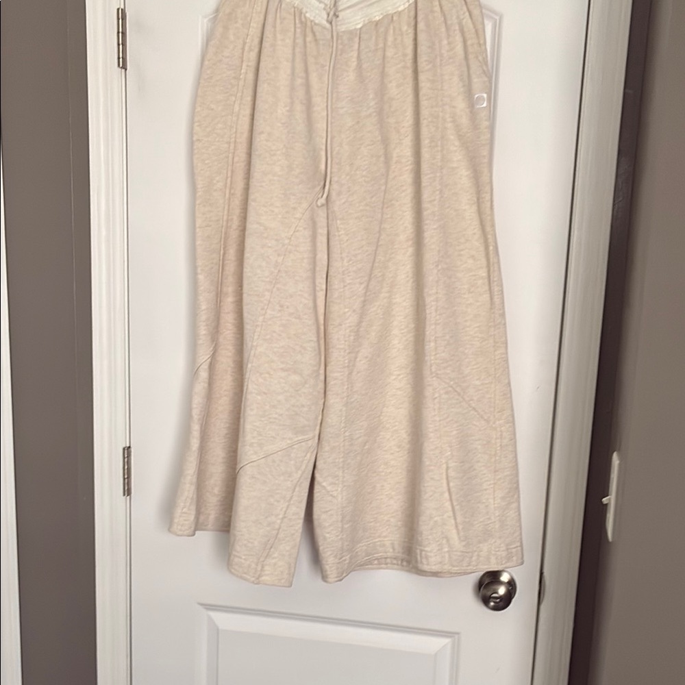 Daily Practice Cream Lounge Pants